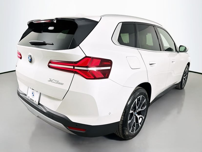 2026 BMW X3 - Image 5