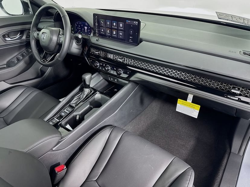 2026 Honda Accord Hybrid - Image 39