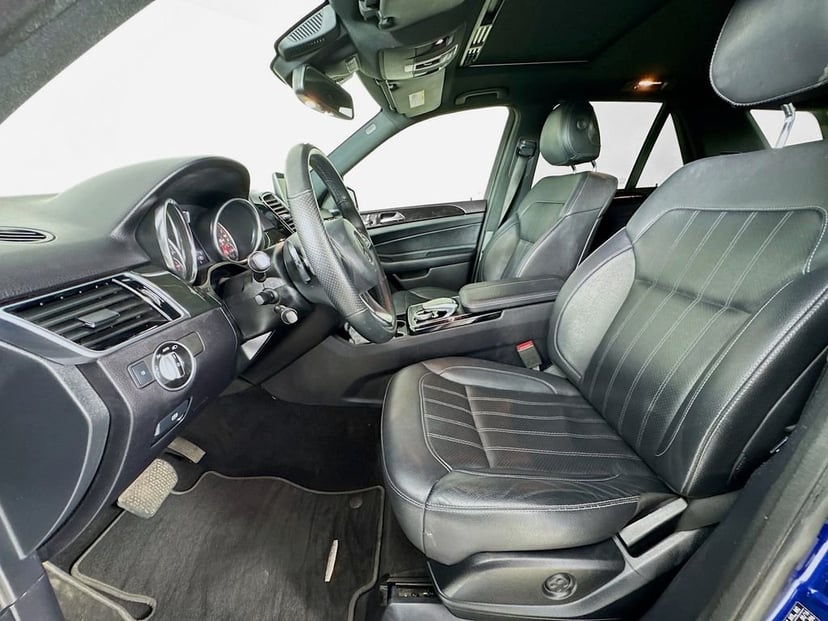 2017 Mercedes-Benz GLE - Image 25
