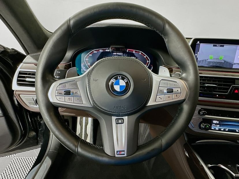 2022 BMW 7 Series - Image 11
