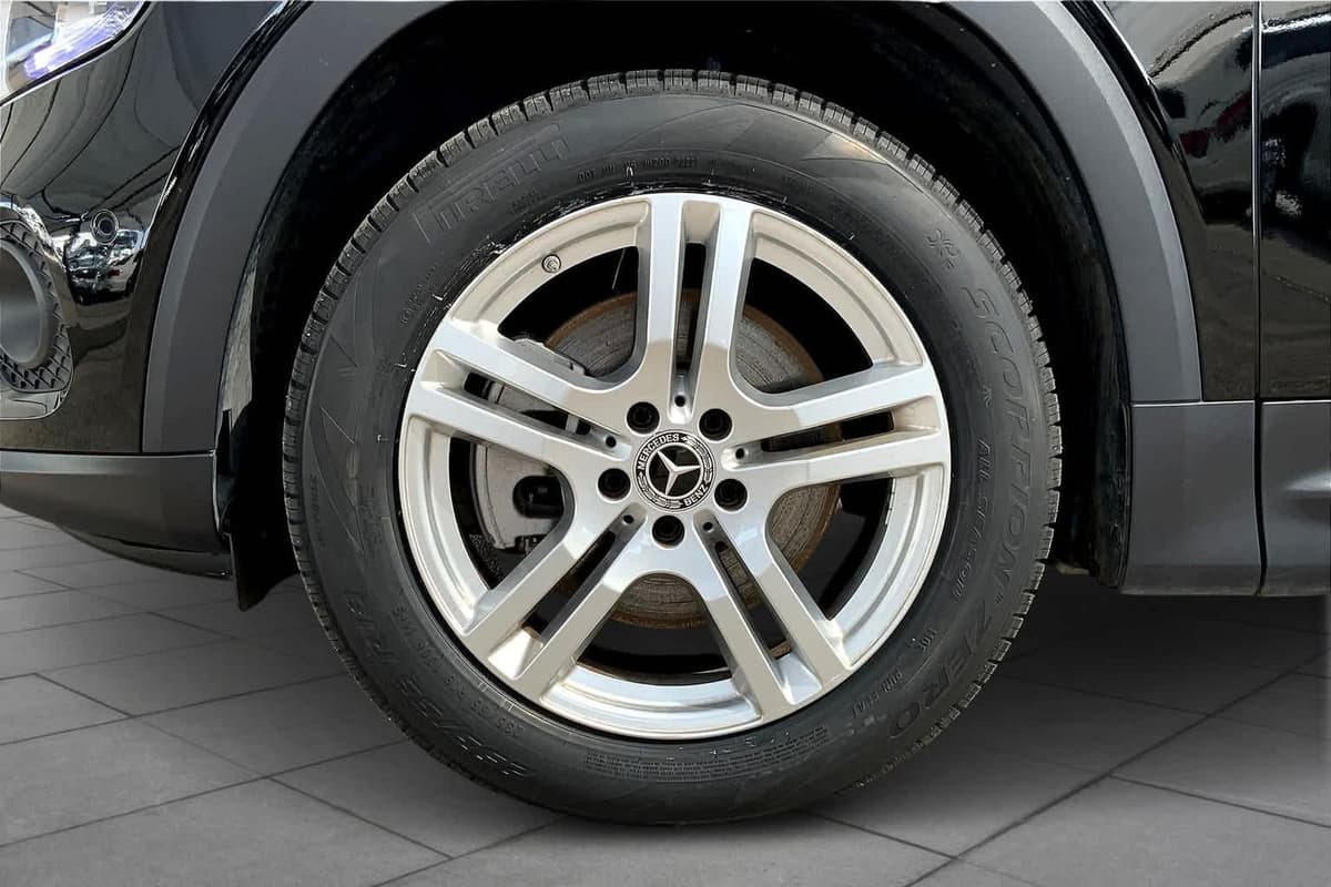 2020 Mercedes-Benz GLB 250 - Image 10