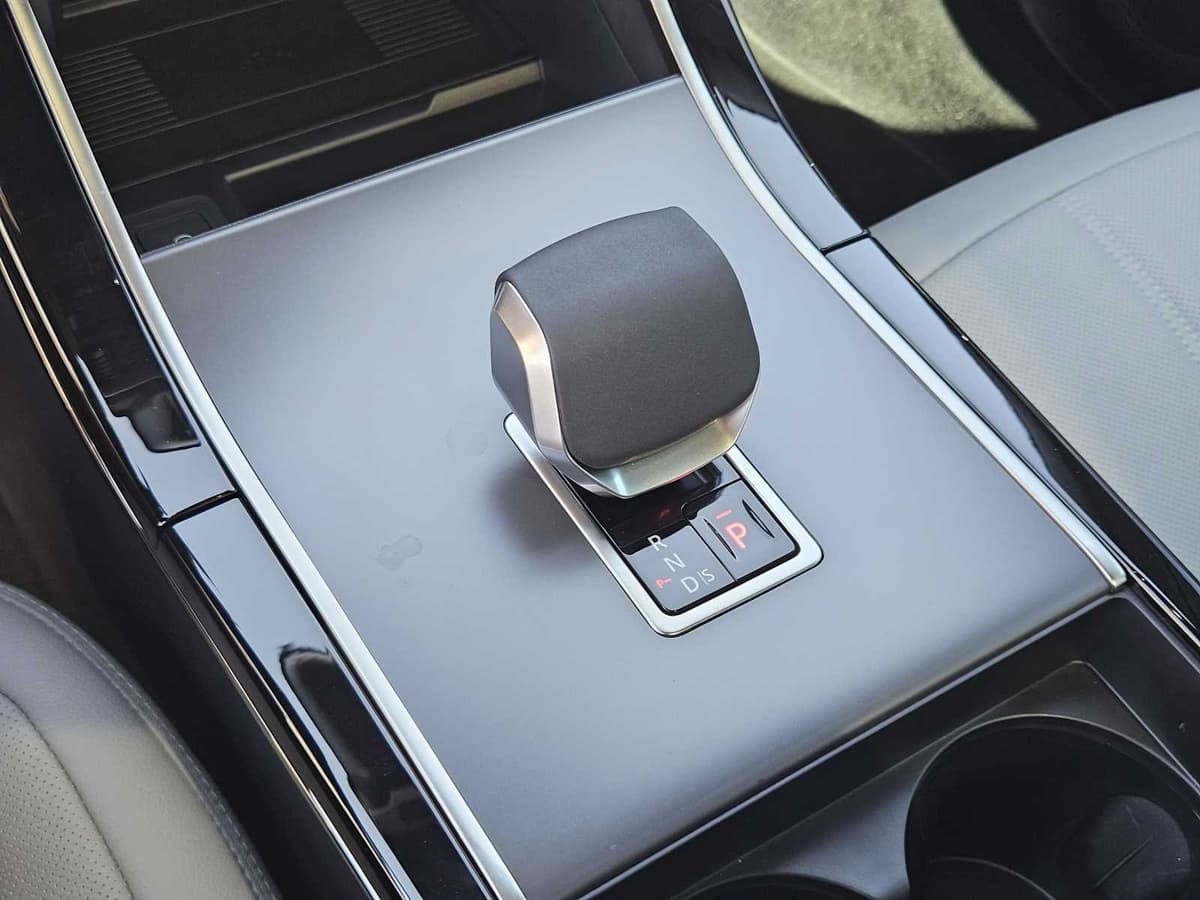 2026 LAND ROVER Range Rover Evoque - Image 16