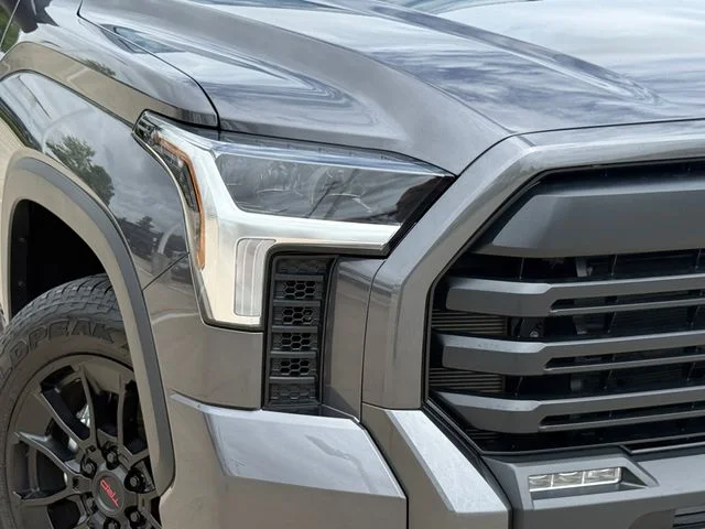 2024 Toyota Tundra - Image 3