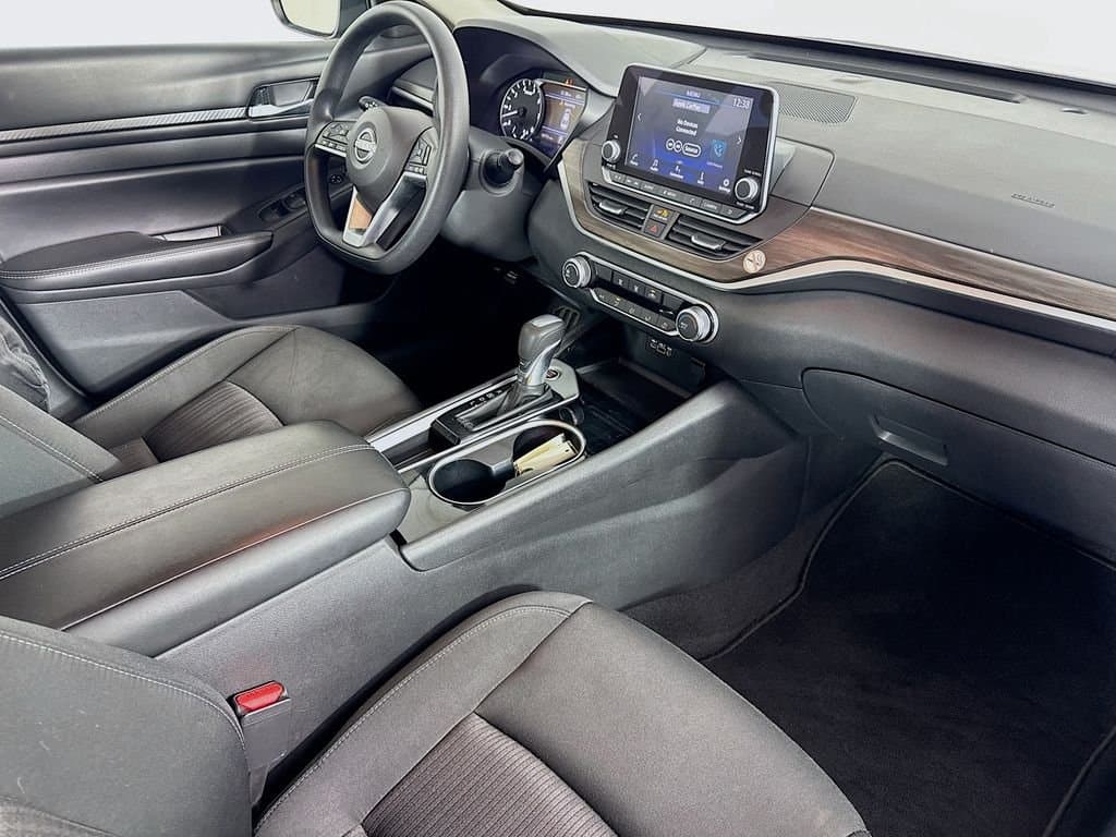 2024 NISSAN Altima - Image 35