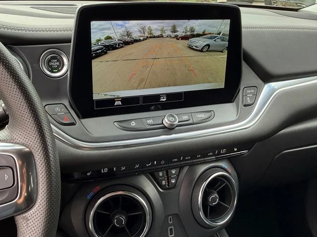 2025 Chevrolet Blazer - Image 22