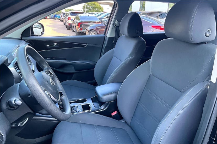 2019 Kia Sorento - Image 8