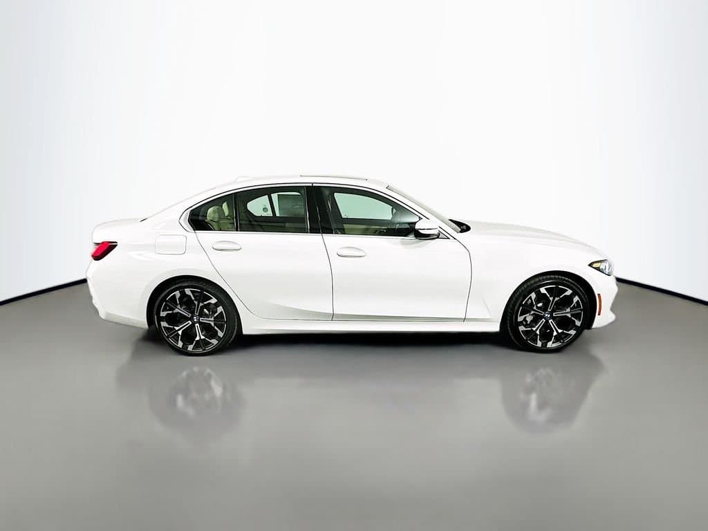 2026 BMW 3 Series - Image 4
