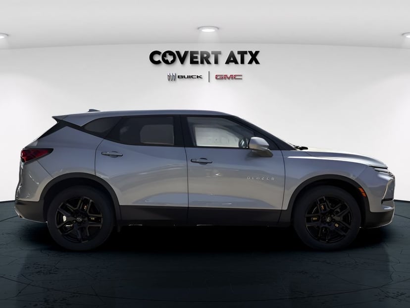 2023 Chevrolet Blazer - Image 8