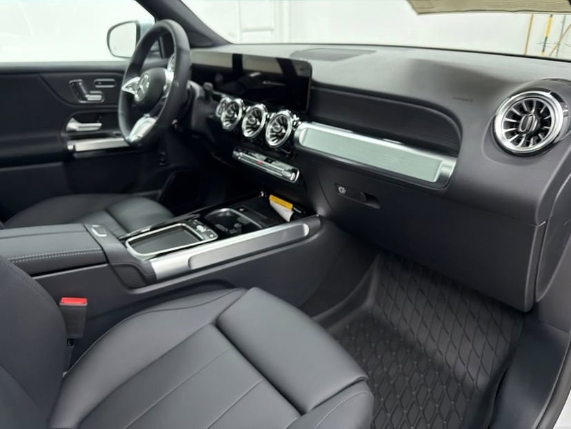2026 Mercedes-Benz GLB - Image 63