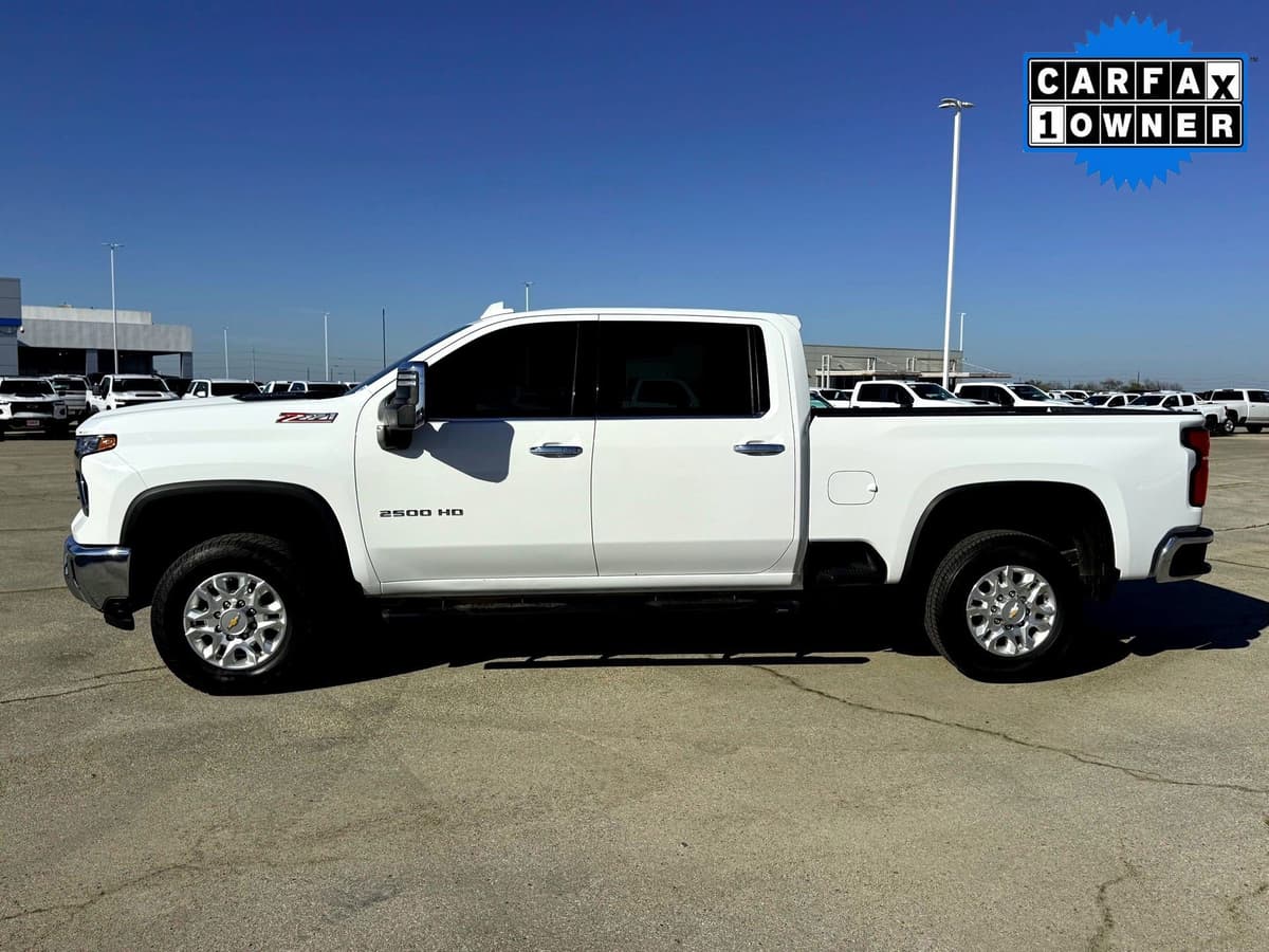 2024 Chevrolet Silverado 2500Hd - Image 10