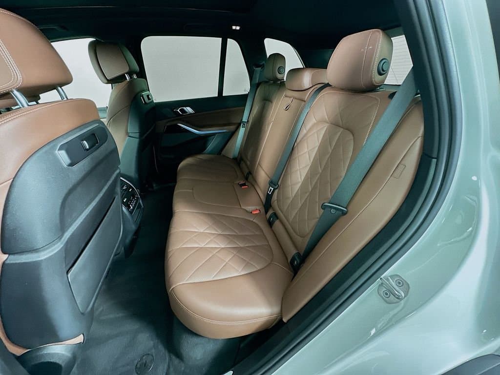 2024 BMW X5 - Image 25