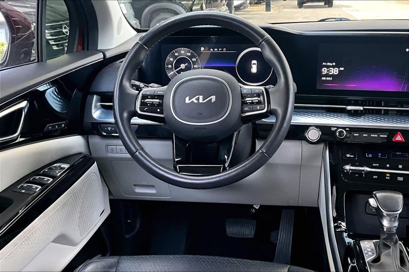 2024 Kia Carnival - Image 6