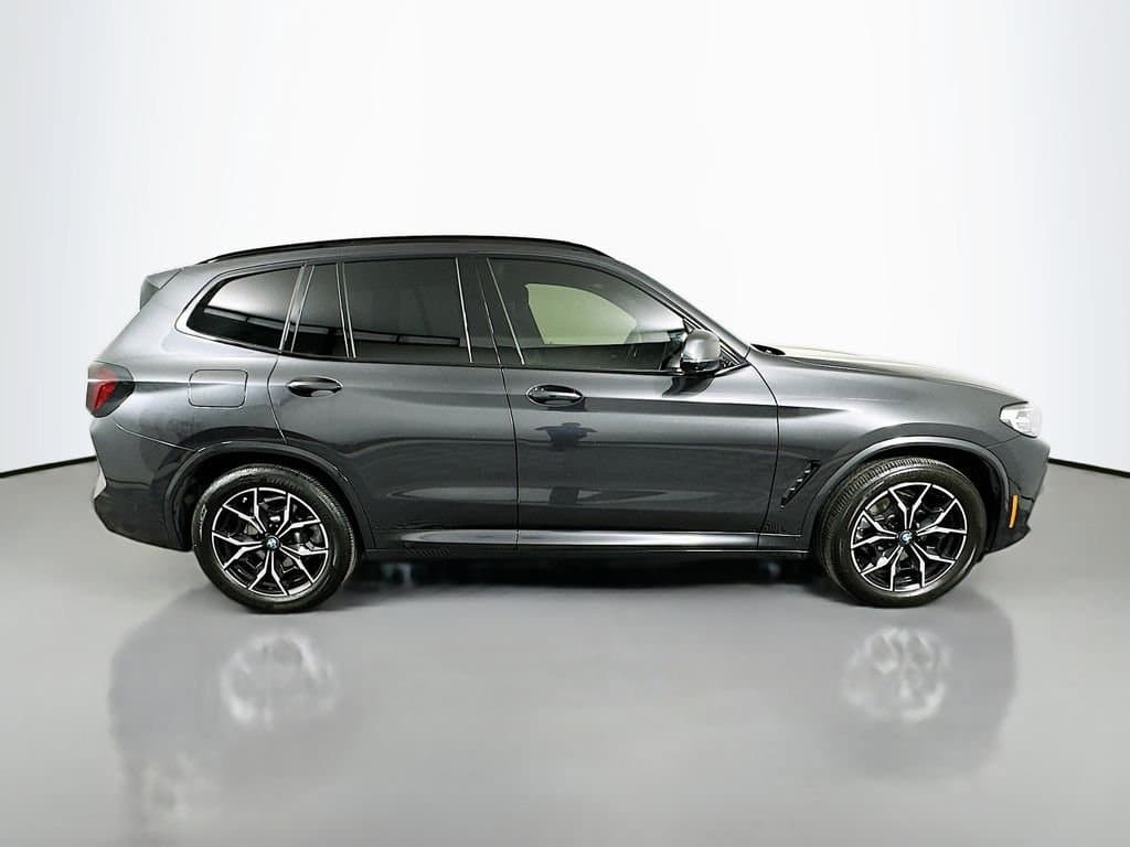 2023 BMW X3 - Image 4