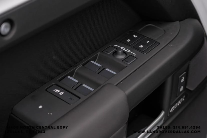 2026 Land Rover Defender 110 - Image 47