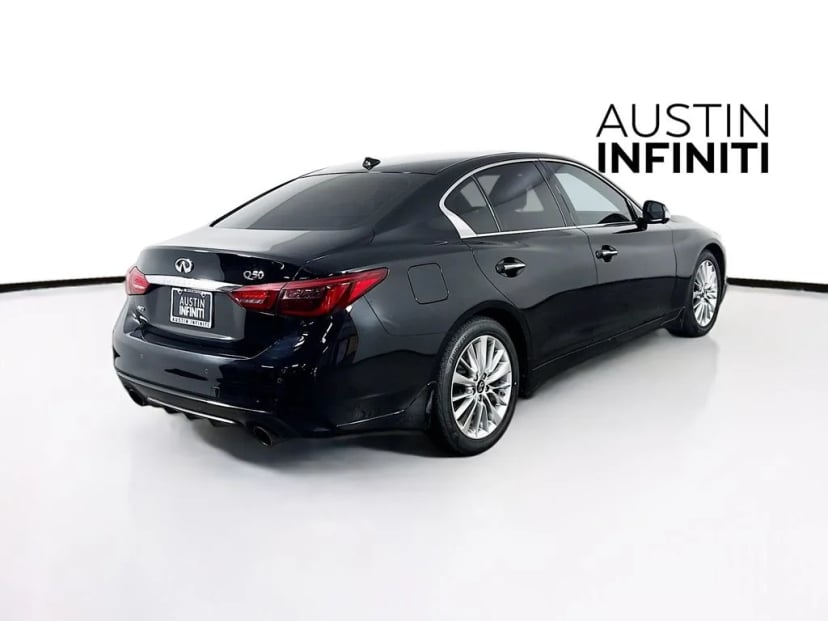 2021 INFINITI Q50 - Image 9