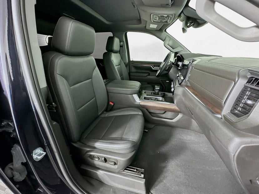2023 GMC Sierra 1500 - Image 28