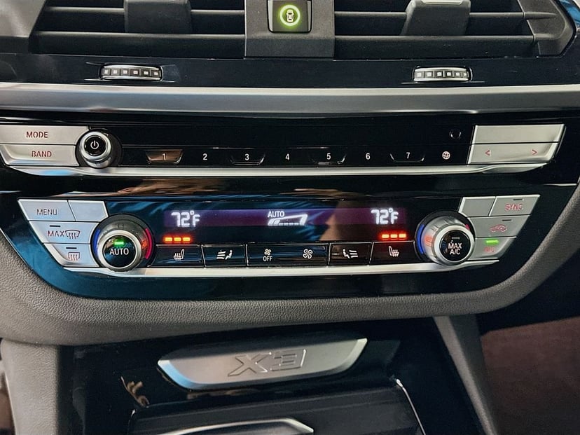 2021 BMW X3 - Image 16