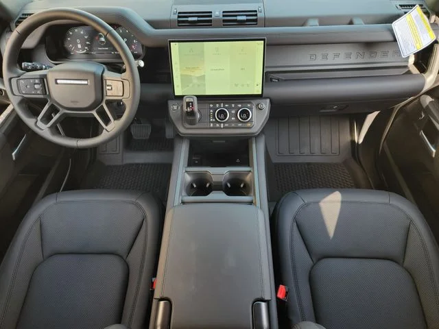 2026 Land Rover Defender 110 - Image 19