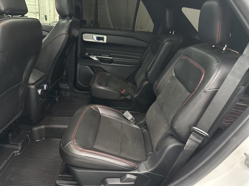 2022 Ford Explorer - Image 22