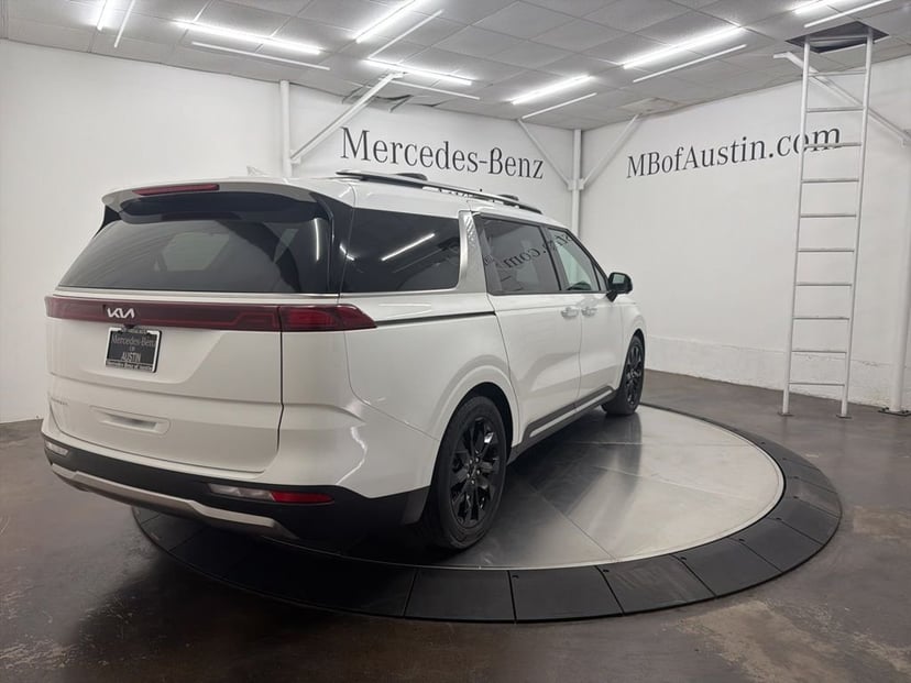 2023 Kia Carnival - Image 7