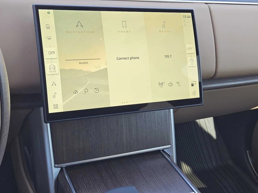 2026 LAND ROVER Range Rover - Image 15