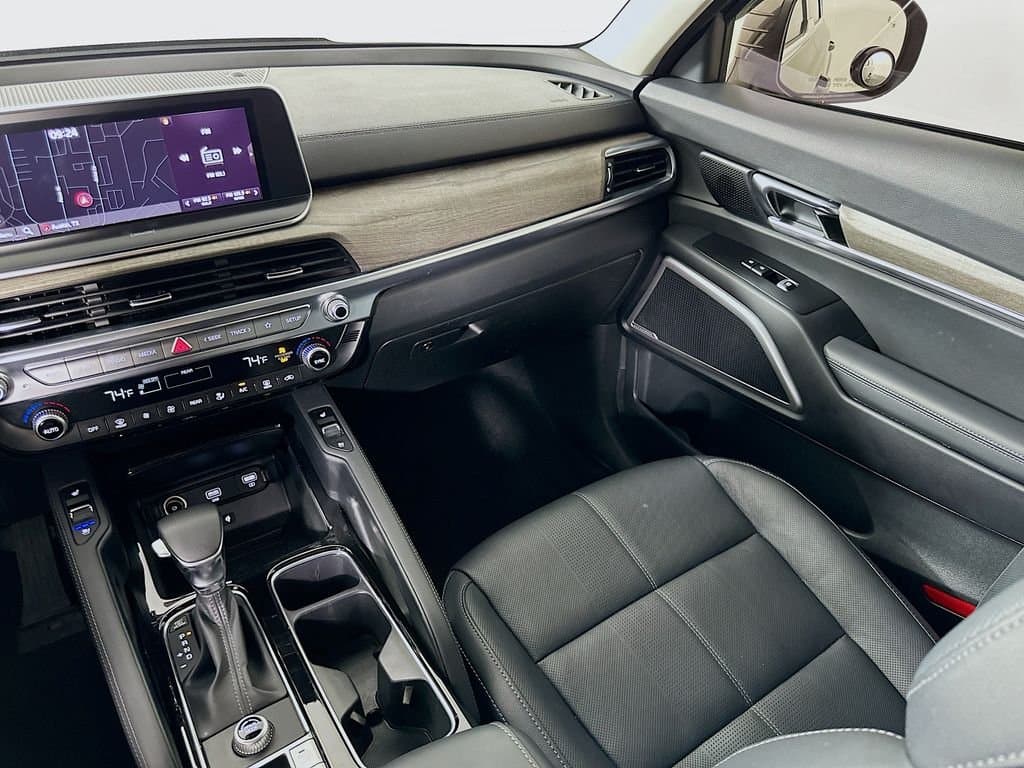 2021 Kia Telluride - Image 25