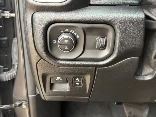 2021 Ram 1500 - Image 23