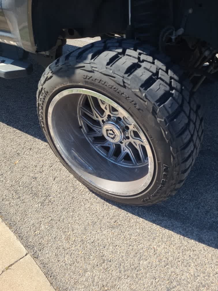 2019 Ford Super Duty F-250 Pickup - Image 6