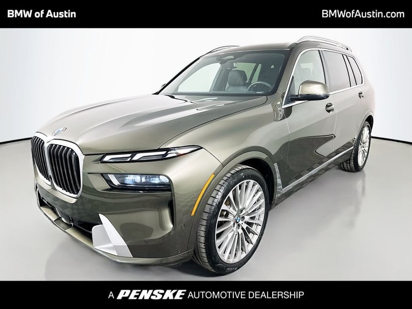 2025 BMW X7 - Image 1