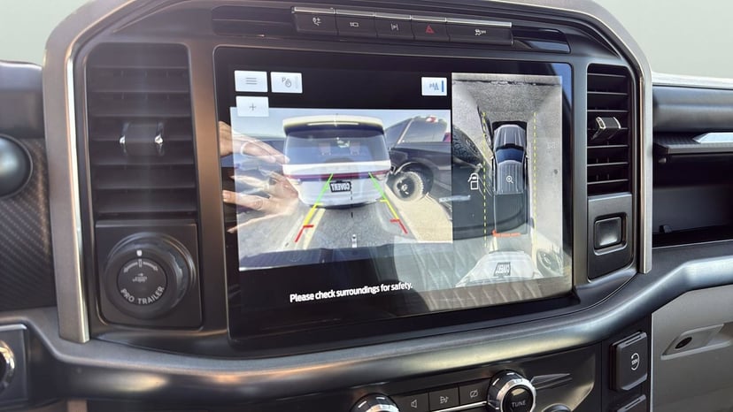 2022 Ford F-150 - Image 19