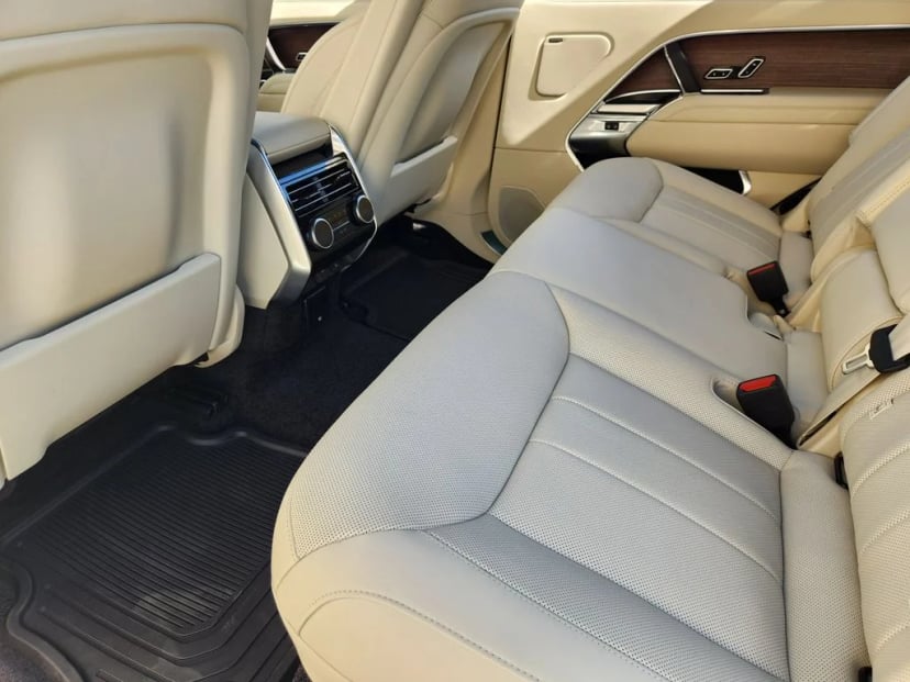 2026 Land Rover Range Rover - Image 19