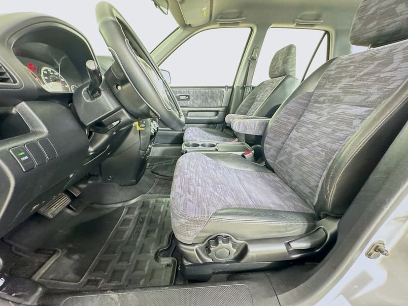 2003 Honda CR-V - Image 23