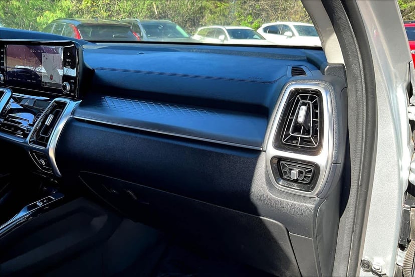 2021 Kia Sorento - Image 19