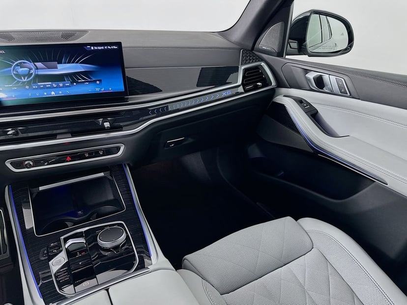 2024 BMW X5 - Image 24