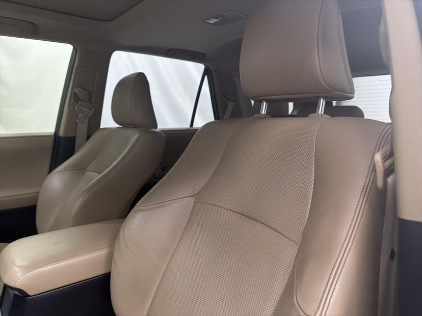2018 Toyota 4Runner - Image 12