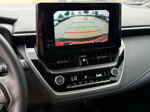 2025 Toyota Corolla - Image 19