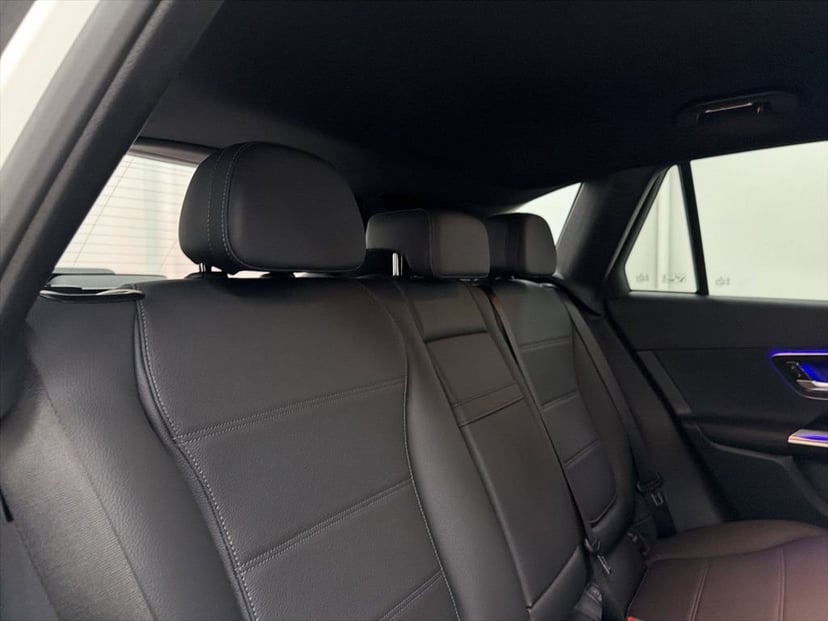 2026 Mercedes-Benz GLC - Image 60