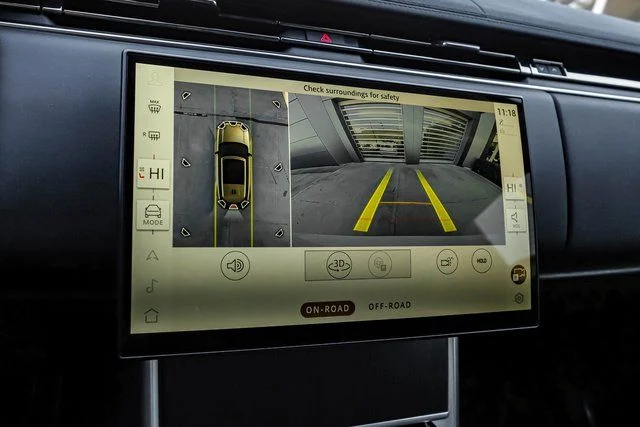 2026 Land Rover Range Rover - Image 21