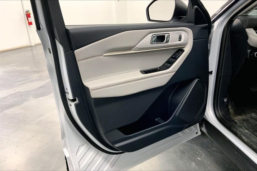 2026 Ford Explorer - Image 10