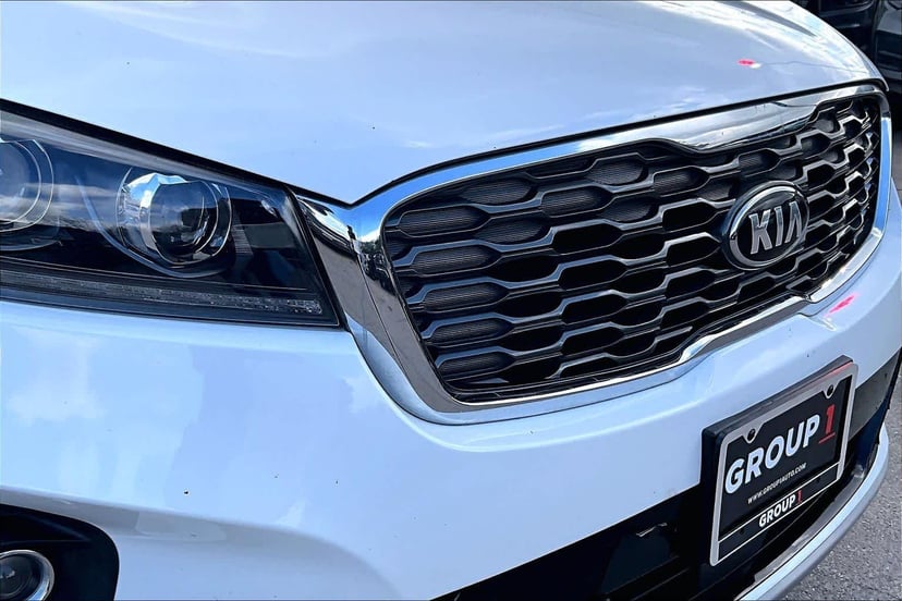 2020 Kia Sorento - Image 30