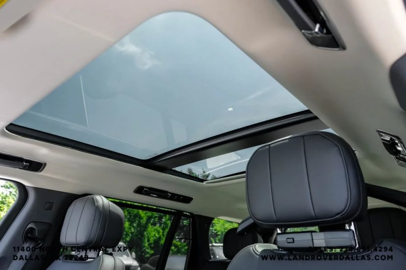 2026 Land Rover Range Rover - Image 4