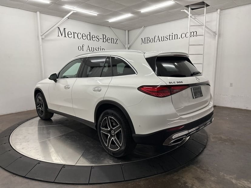 2026 Mercedes-Benz GLC - Image 5