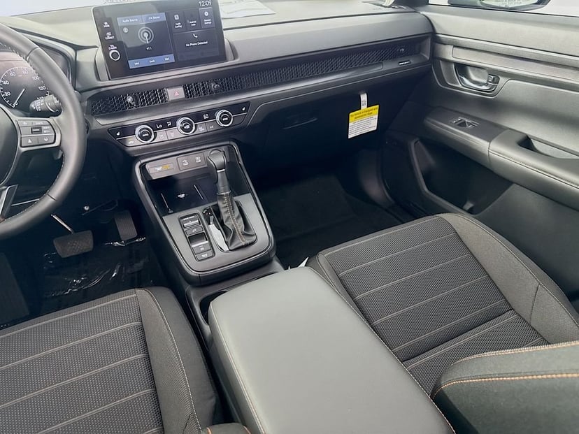 2026 Honda CR-V Hybrid - Image 33