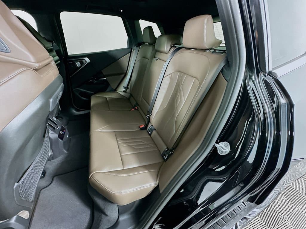 2026 BMW X3 - Image 17