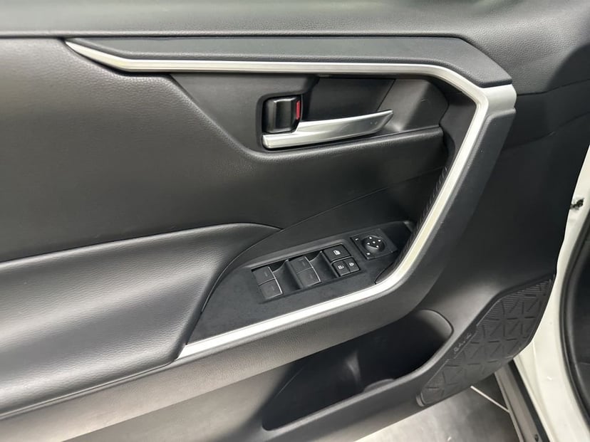 2024 Toyota RAV4 - Image 14
