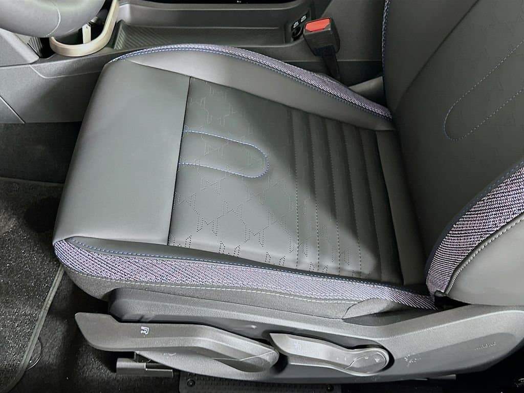 2025 MINI Cooper - Image 20