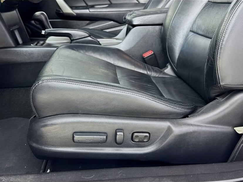 2012 Honda Accord - Image 22