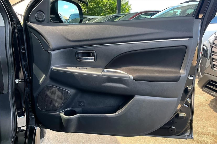 2021 Mitsubishi Outlander Sport - Image 22