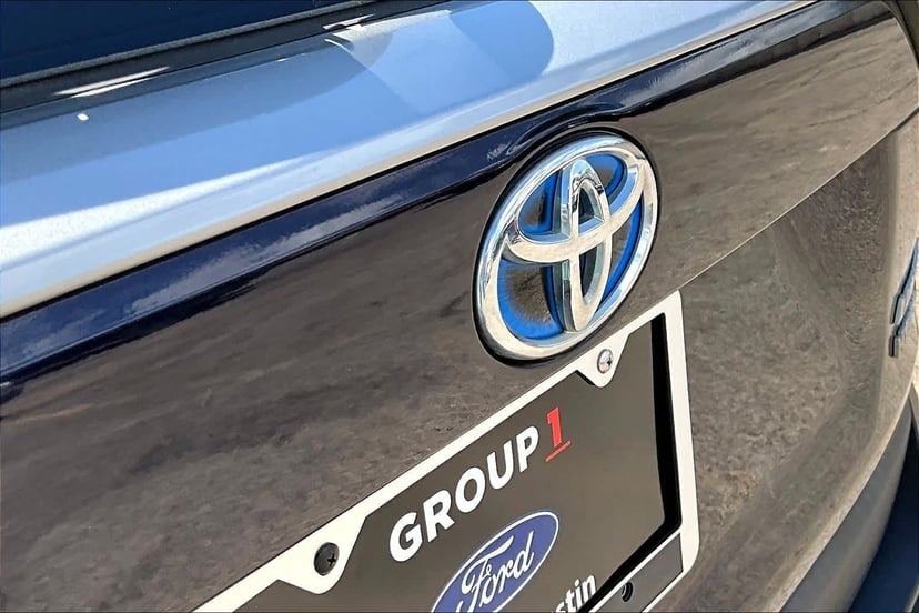 2020 Toyota RAV4 Hybrid - Image 31
