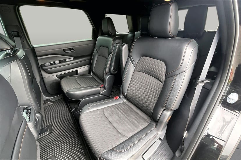 2023 Nissan Pathfinder - Image 19